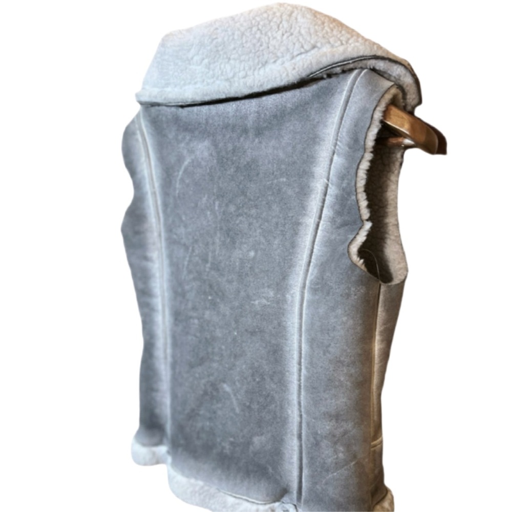 Grey Faux Shearling Sherpa Fleece Vest Asymmetrical Zipper Size Small by Nicole - Picture 14 of 16